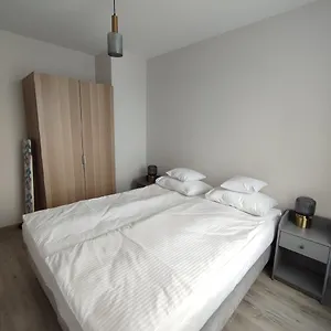 Apartament Przy Mogilskiej Z Miejscem Postojowym, Kraków
